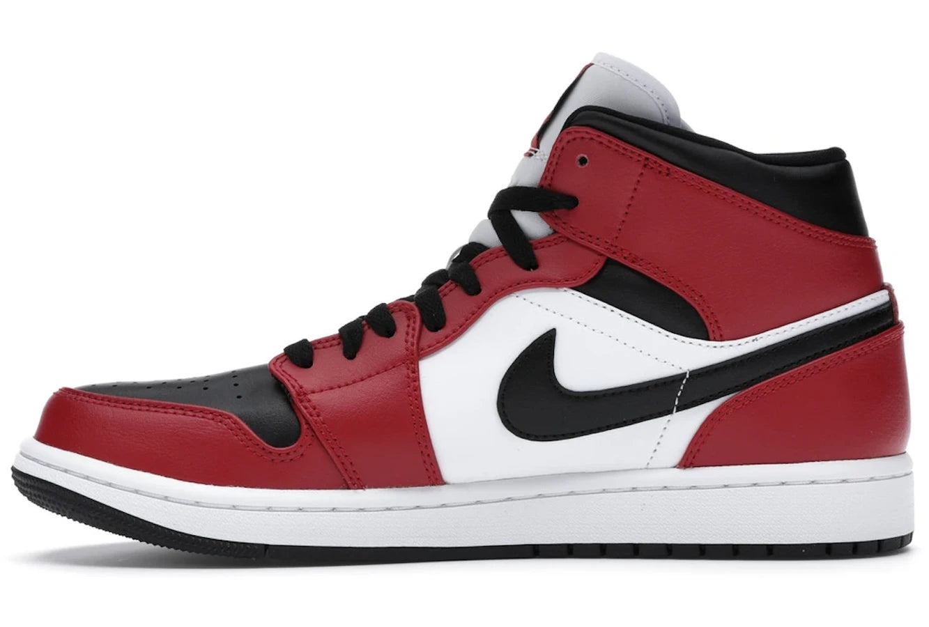 Air Jordan 1 Mid Chicago Toe
