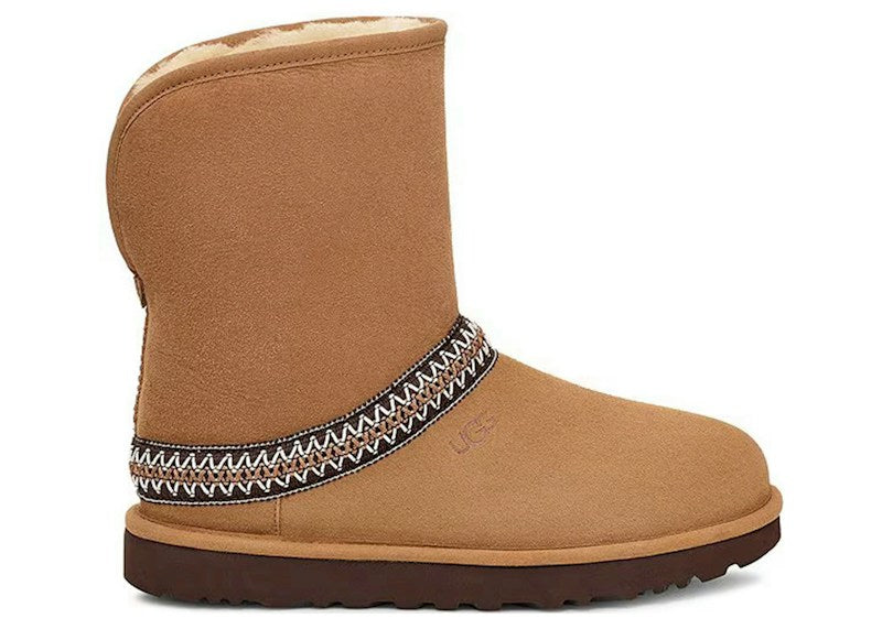 UGG Classic Short Crescent Boot Chestnut (Women's)