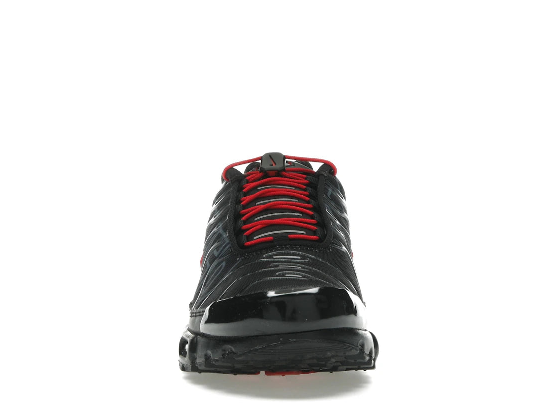 Nike Air Max Plus Tuned Air Black Red
